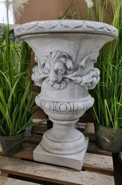 Amphore, Vase "Löwe", antik grau