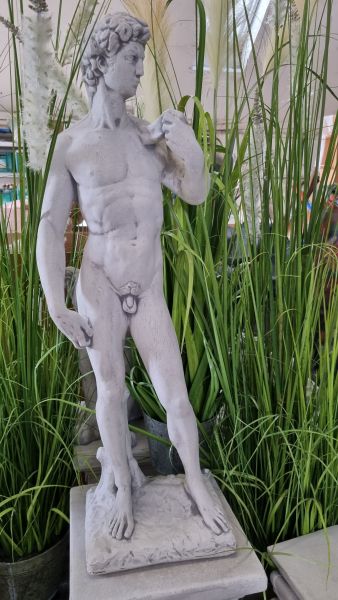 Gartenfigur David von Michelangelo, antik grau