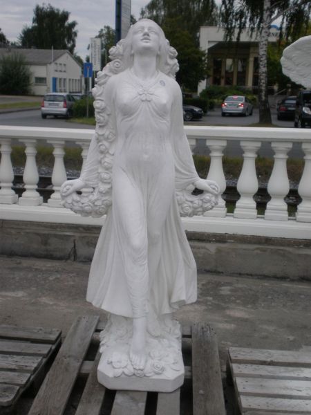 Gartenfigur "Venus von S. Remo, Göttin der Blumen" Made in Italy