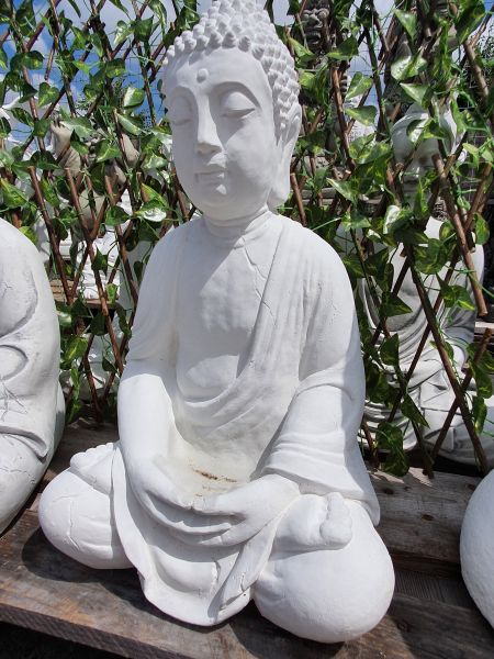 Gartenfigur Buddha medium, verschiedene Farben