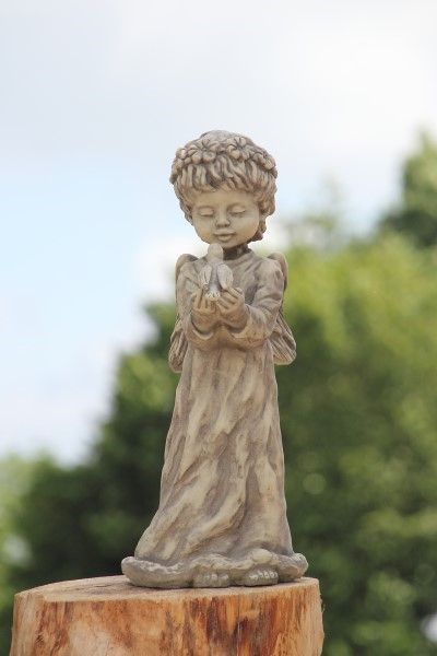 Gartenfigur Engel "TALIA", stehend, Steinguss - Original von Vidroflor