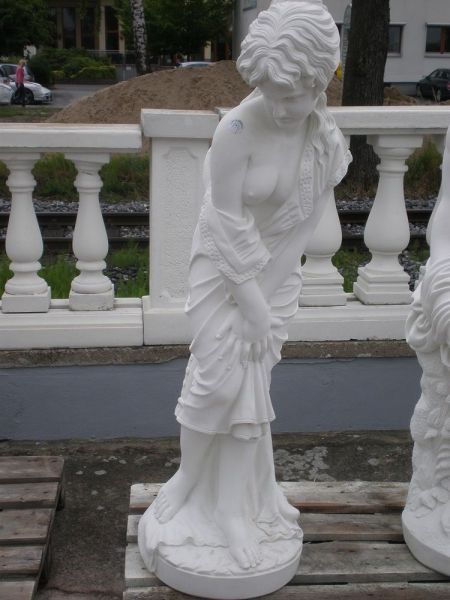 Gartenfigur Statue "Afrodite, Schönheit" Made in Italy