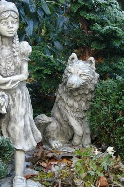 Gartenfigur Gebrüder Grimm "WOLF", Steinguss - Original von Vidroflor