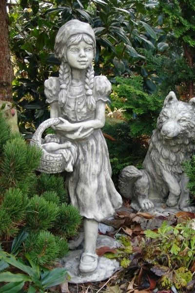 Gartenfigur Gebrüder Grimm "ROTKÄPPCHEN" mit Wolf im Set, Steinguss - Original von Vidroflor