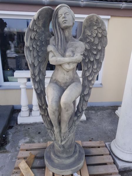 Gartenfigur Engel ELOA, Steinguss - Original von Vidroflor