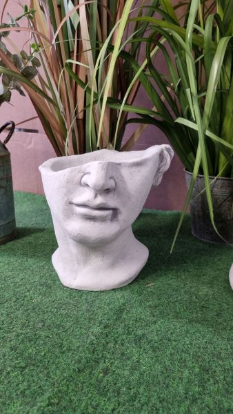 Büste "Gesicht" zum bepflanzen, antik grau