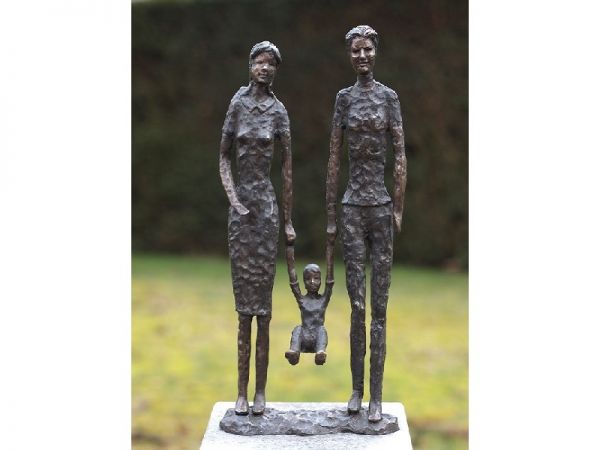 Bronzefigur Moderne Familie