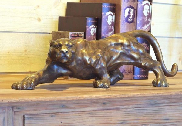 Bronzefigur Lauernder Panther