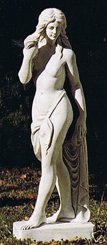 Gartenfigur Frau im leichten Kleid Made in Italy