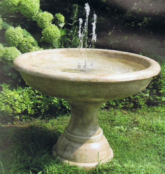 Springbrunnen Tarquinia Made in Italy