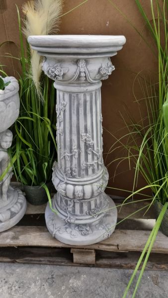 Sockel, Säule für Figuren mit Blumenverzierung, antik grau
